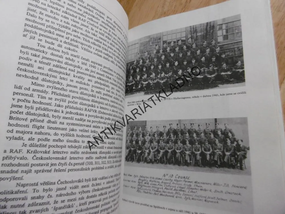 LETECKÁ SLUŽBA, MIROSLAV LIŠKUTÍN, DFC, AFC, **an