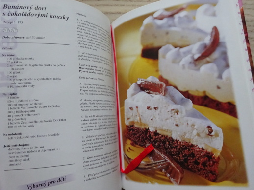 PEČEME S LÁSKOU 4, DR. OETKER, 52 BLESKOVÝCH RECEPTŮ, **an