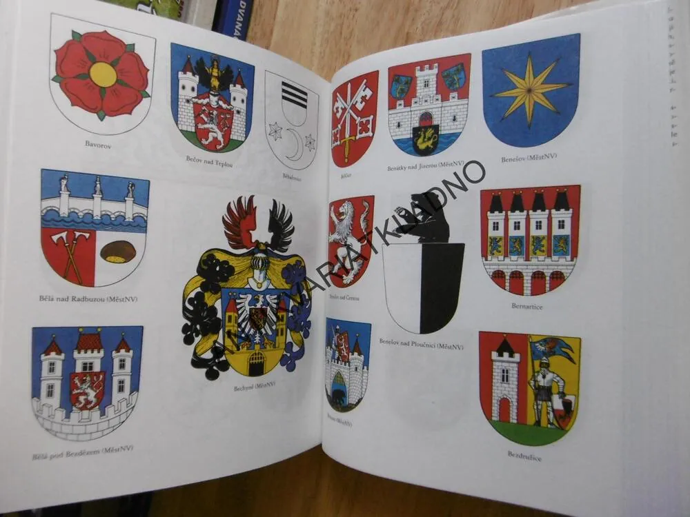 MĚSTSKÉ ZNAKY V ČESKÝCH ZEMÍCH, **an