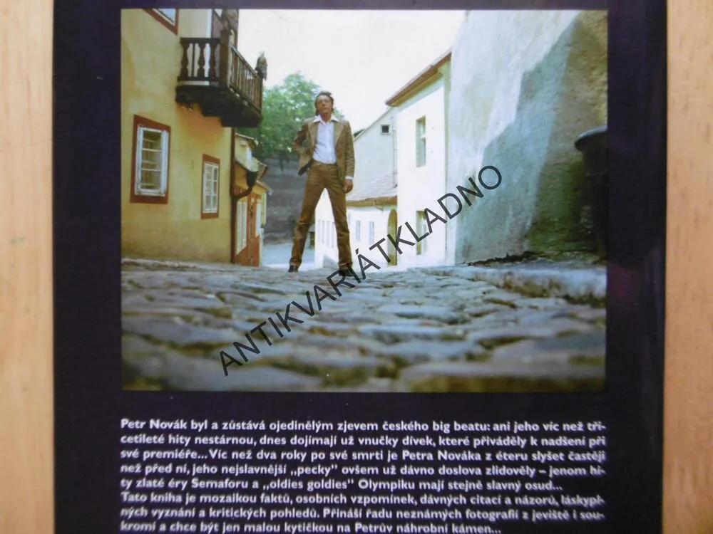 PETR NOVÁK, KLAUN CO CHODIL PO ŠPIČKÁCH, JAN J. VANĚK