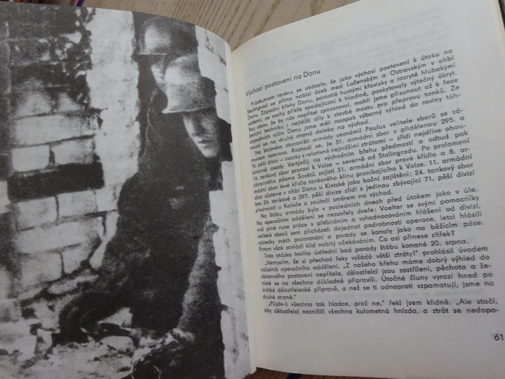 S PAULUSEM K VOLZE, W. ADAM, **an