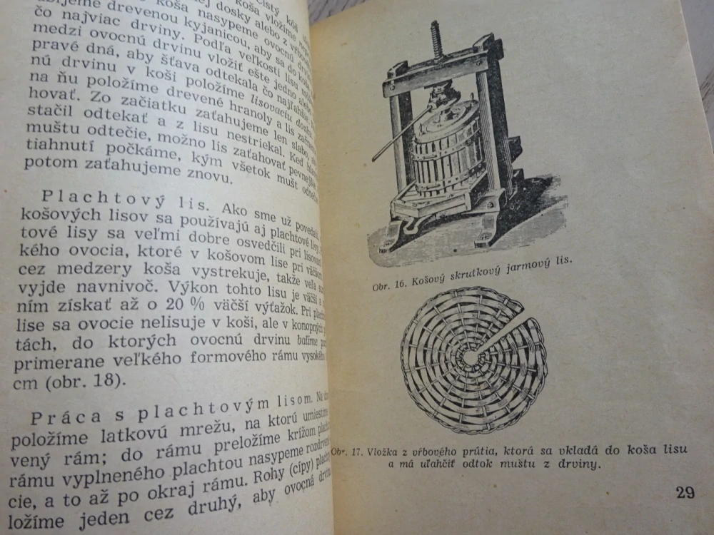 VÝROBA OVOCNÝCH VÍN V DOMÁCNOSTI, FRANTIŠEK STRELKA, **an