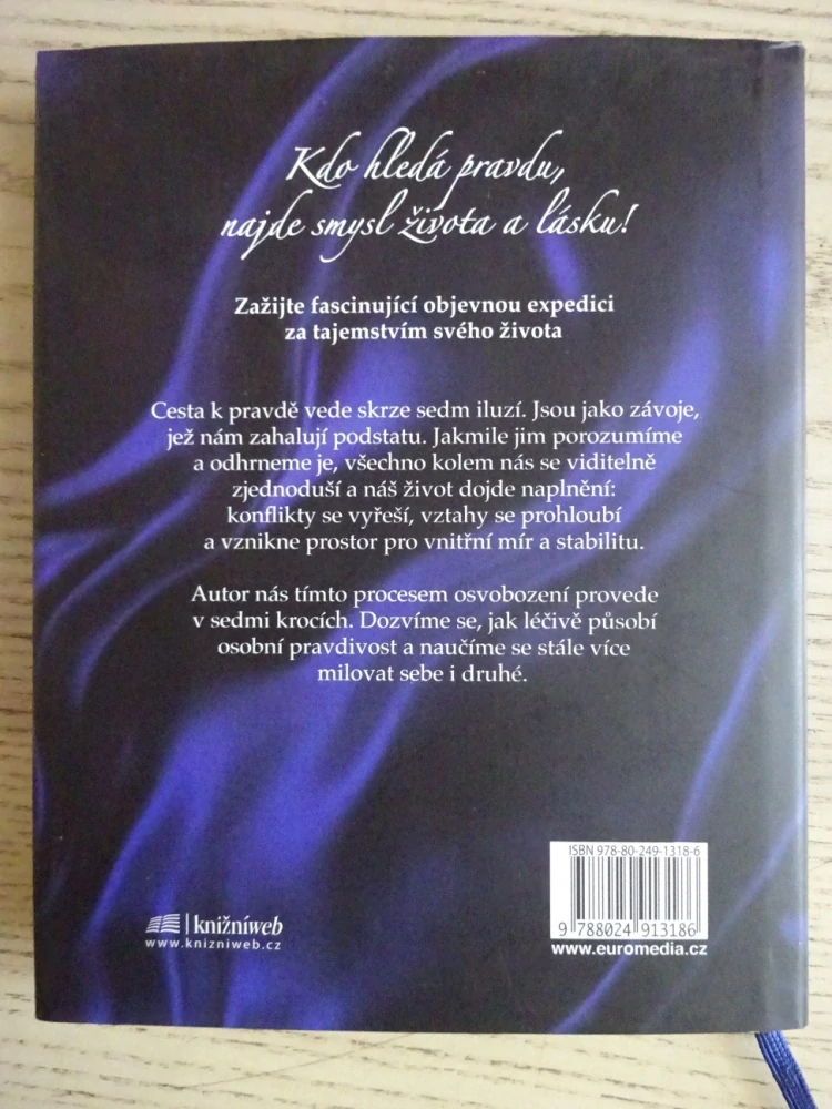 TAJEMSTVÍ SEDMI ZÁVOJŮ, RUEDIGER SCHACHE, **an