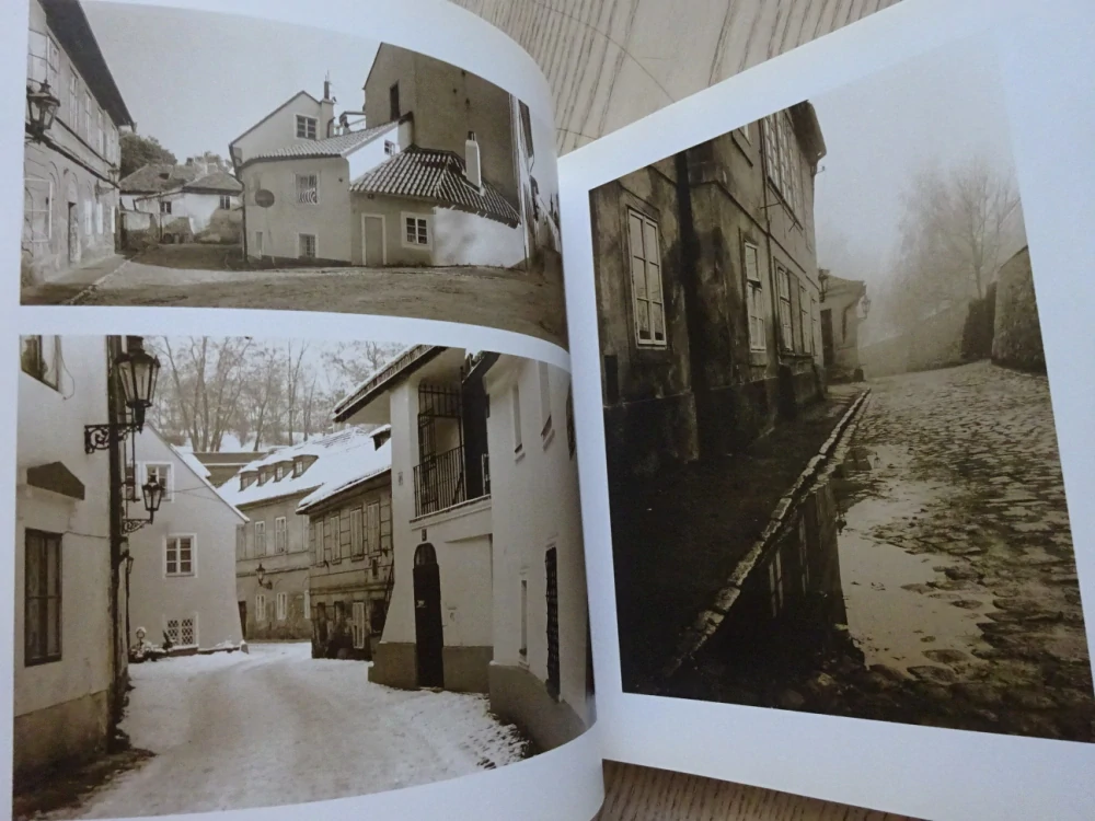 PRAGUE, PRAHA, FLOW EAST, **an