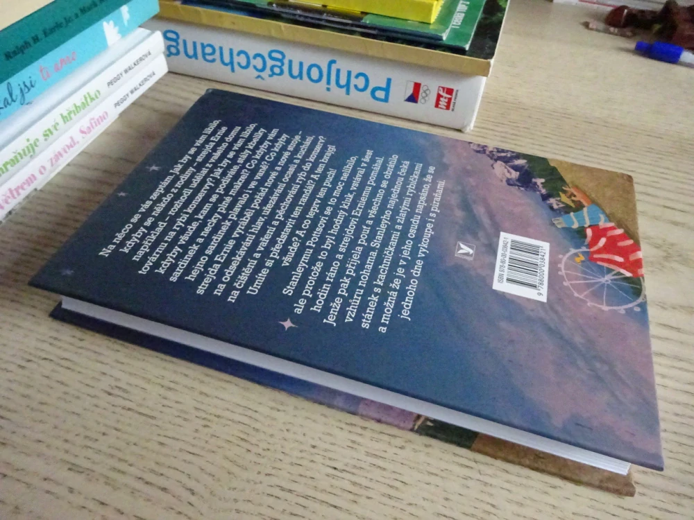 KLUK, CO SE KOUPAL S PIRAŇAMI, DAVID ALMOND, **an