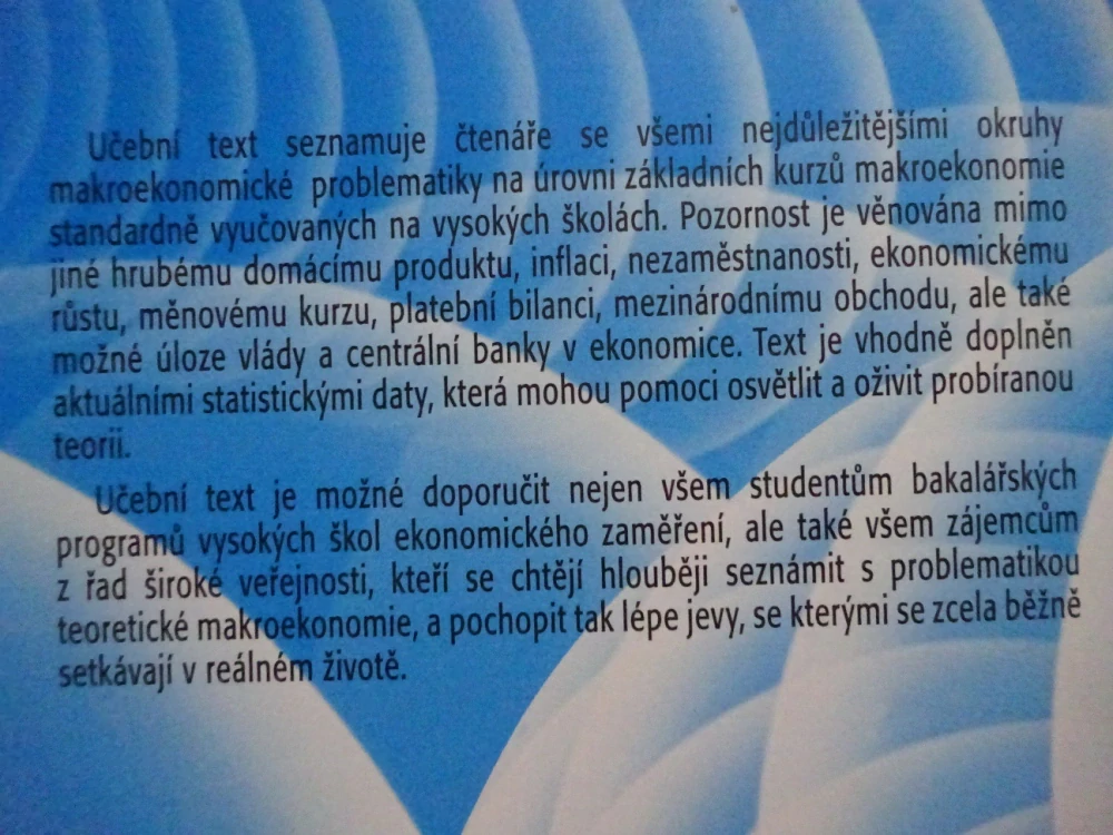 MAKROEKONOMIE, TOMÁŠ PAVELKA, **an