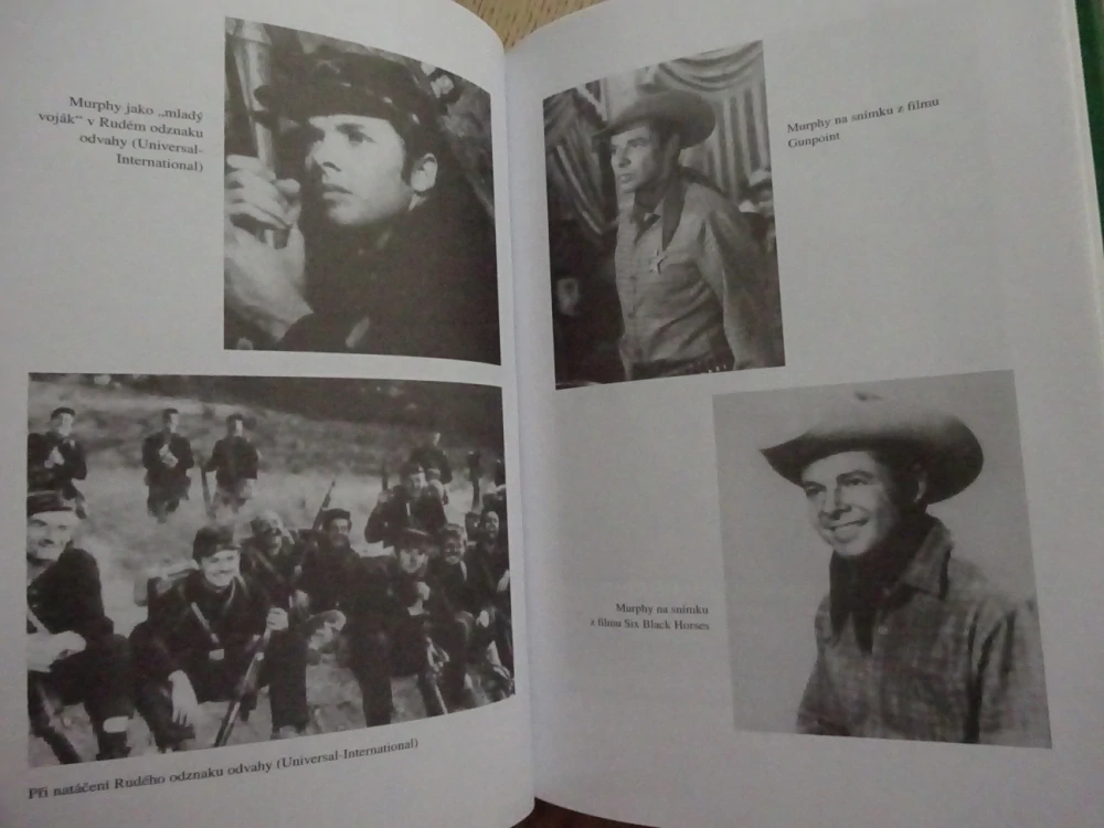 AMERICKÝ HRDINA, CHARLES WHITING, VÁLKA, **an