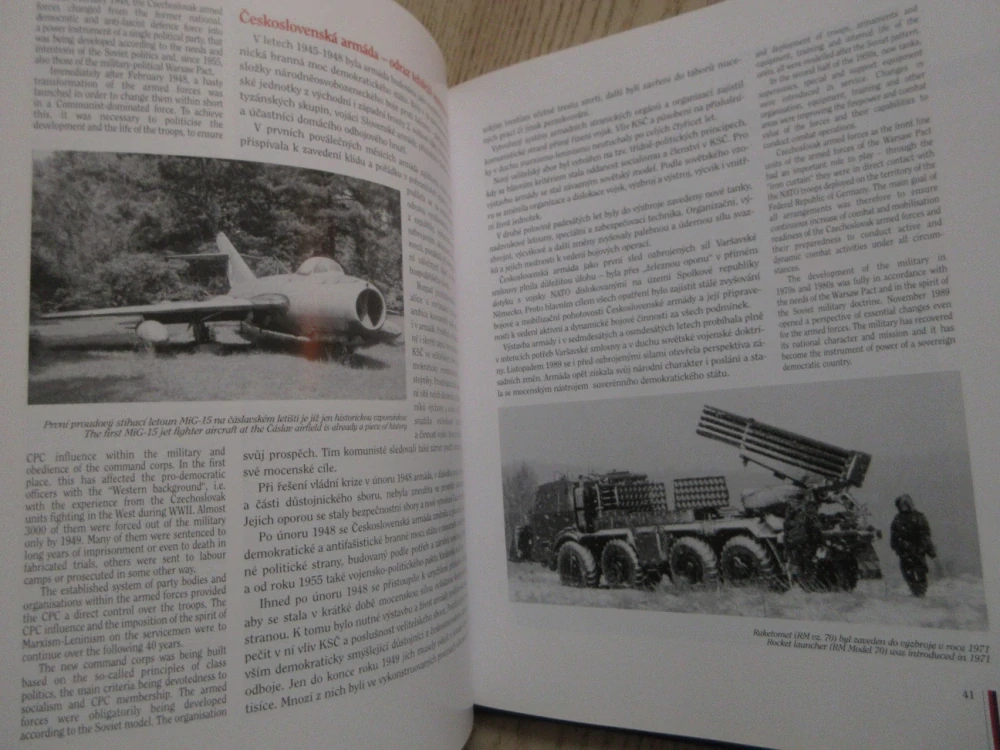 ČESKÁ REPUBLIKA A JEJÍ ARMÁDA, **an
