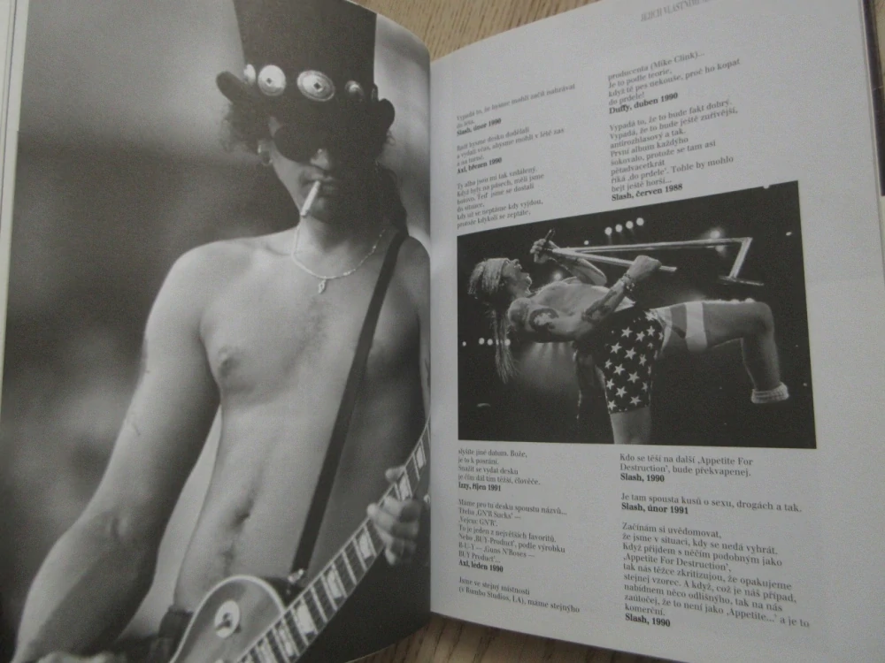 GUNS N' ROSES - JEJICH VLASTNÍMI SLOVY, MARK PUTTERFORD, **an