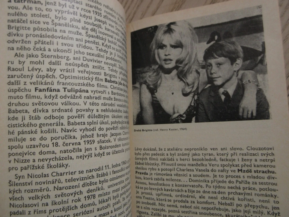 BARDOTOVÁ BRIGITTE, FILMOVÝ SEŠIT, **an