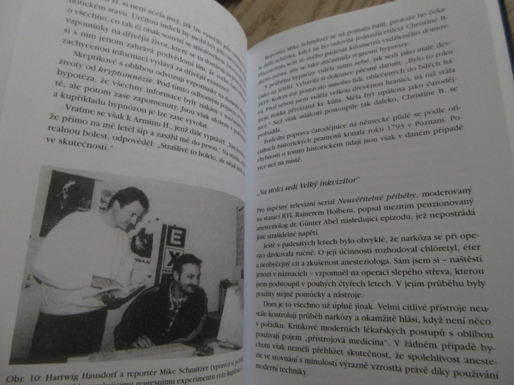 NÁVRAT Z ONOHO SVĚTA, HARTWIG HAUSDORF, **an