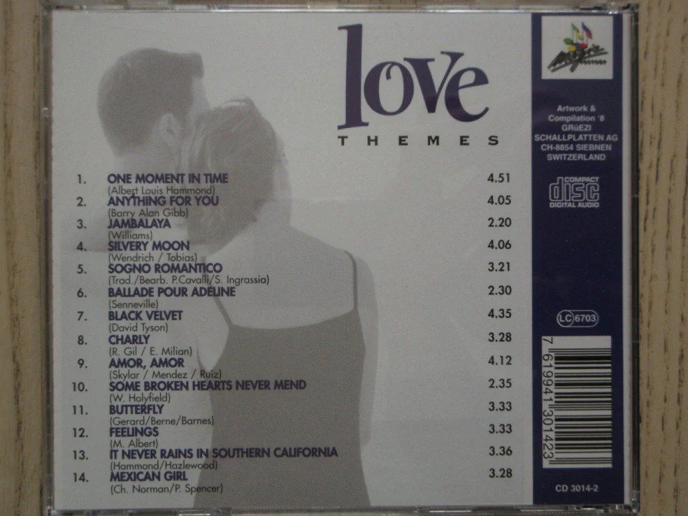 LOVE THEMES, 3X CD HUDBA
