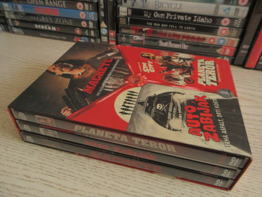 PLANETA TEROR, AUTO ZABIJÁK, MACHETTE, 3X DVD FILM