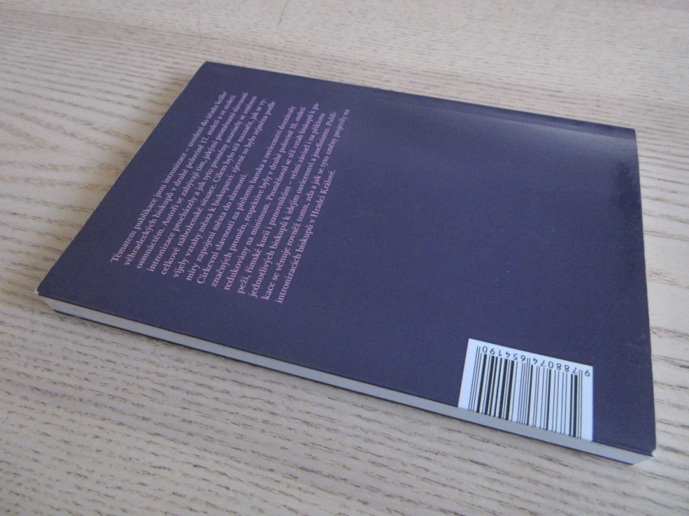 INTRONIZACE KRÁLOVÉHRADECKÝCH BISKUPŮ V 17. A 18. STOLETÍ, EVA HAVLÍKOVÁ, PETR POLEHLA, **an