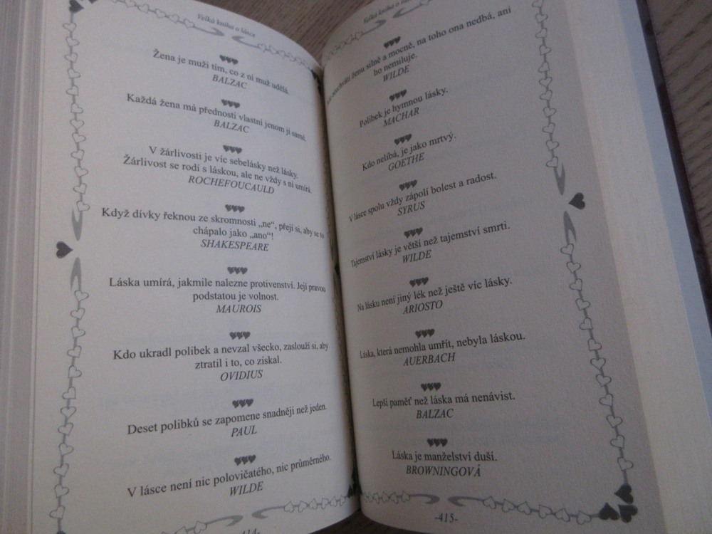 VELKÁ KNIHA O LÁSCE, KOLEKTIV AUTORŮ, **an