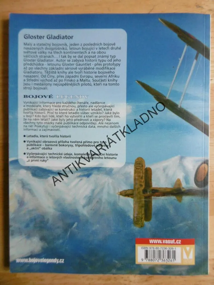 BOJOVÉ LEGENDY, GLOSTER GLADIATOR, PEJČOCH, **an