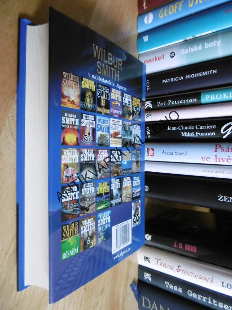NÁŘEK VLKŮ, WILBUR SMITH
