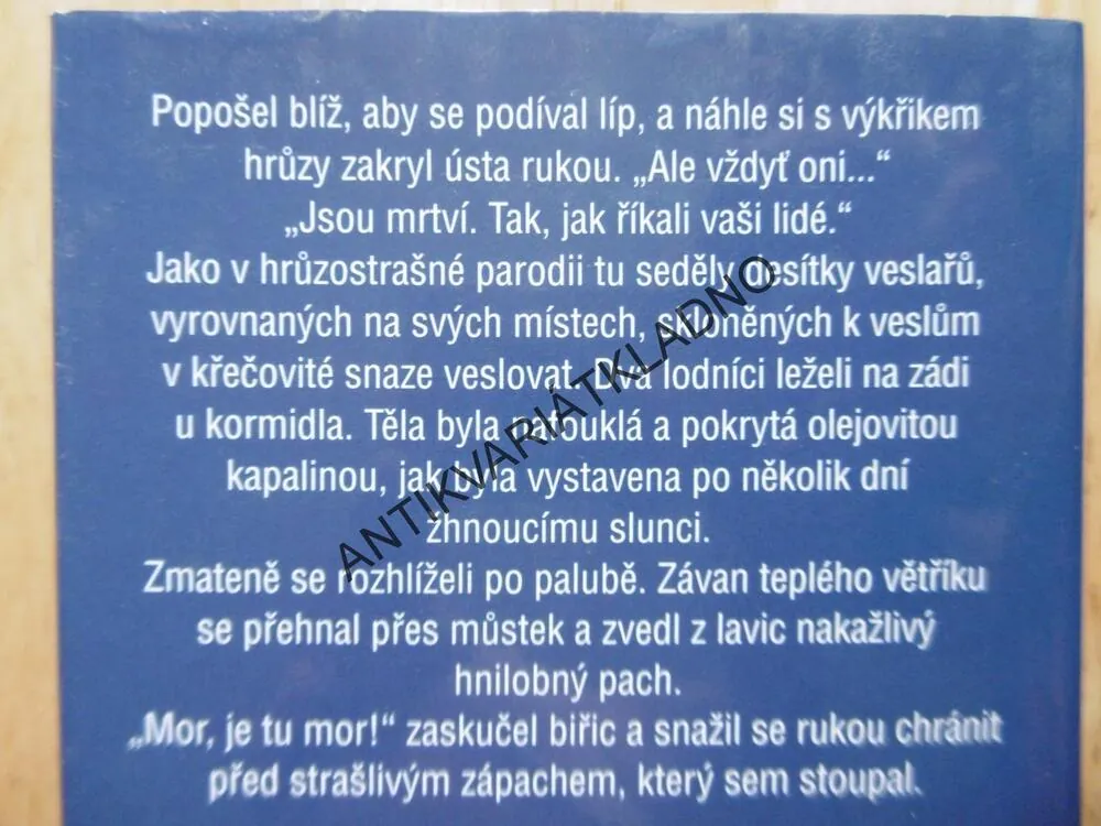 ZÁHADY SVĚTLA, GIULIO LEONI, **an