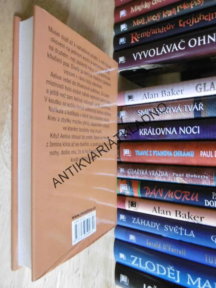 ZLODĚJ VODY, BEN PASTOR, **an