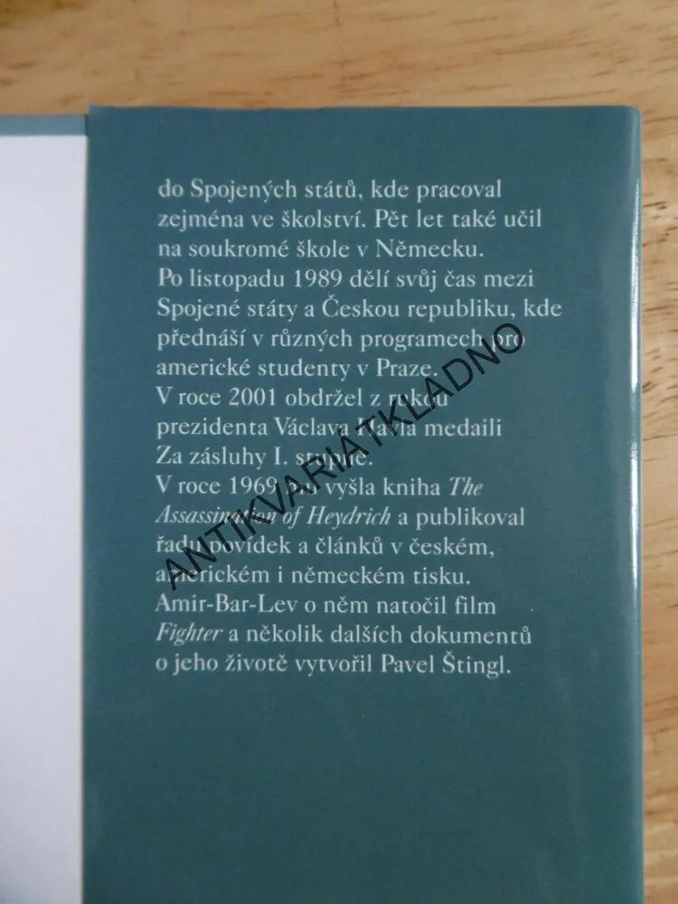 BOJOVNÍK VŽDY PROTI PROUDU, JAN WIENER