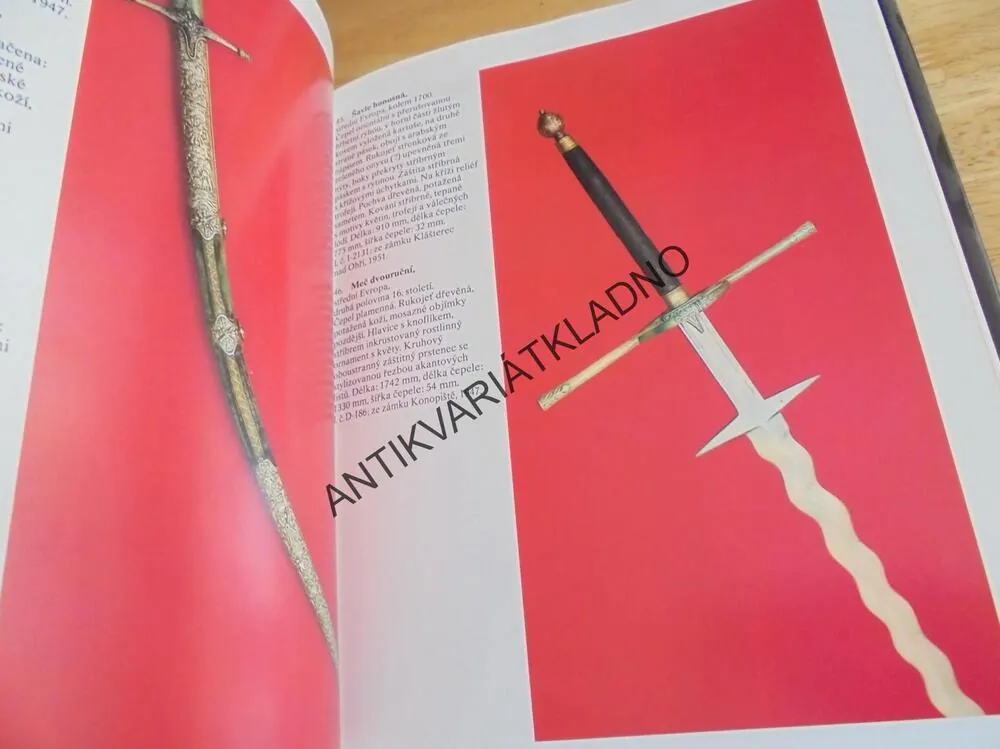 VZÁCNÉ ZBRANĚ A ZBROJ ZE SBÍREK VOJENSKÉHO MUZEA PRAHA, **an