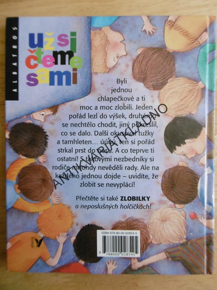 NEZBEDNÍCI, MARTINA DRIJVEROVÁ, VYDROVÁ, **an