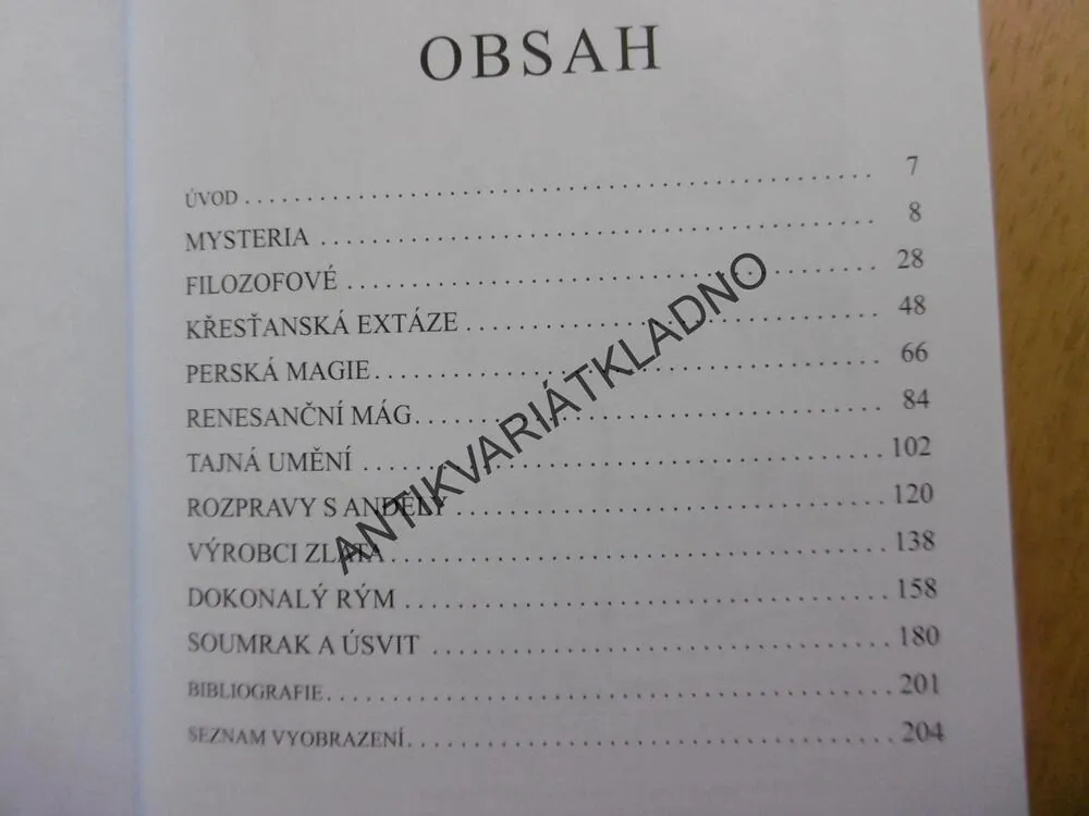 UTAJENÁ MAGIE, RUTH CLYDESDALEOVÁ, **an