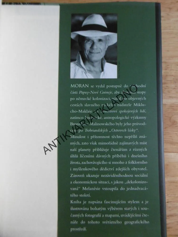 KORÁLOVÉ MOŘE, MICHAEL MORAN, **an
