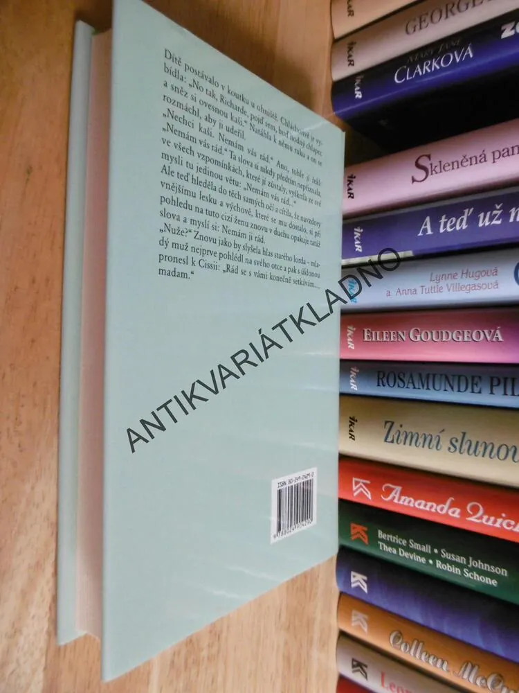 PRÁZDNÁ NÁRUČ, CATHERINE COOKSONOVÁ, **an