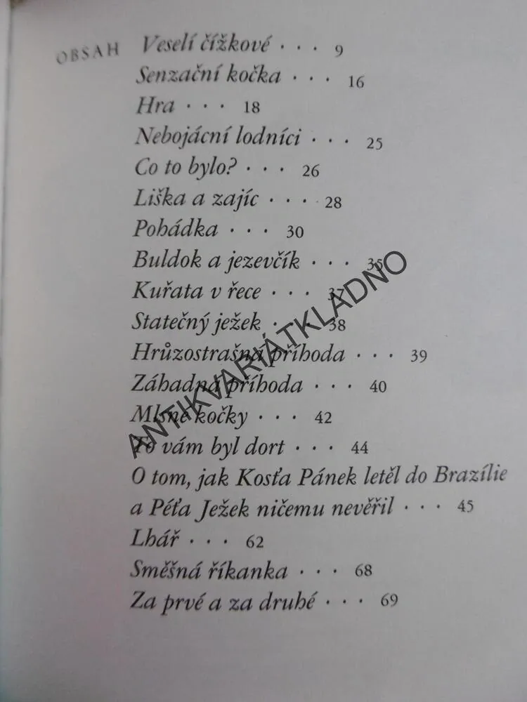 VŠECKO LÍTÁ, I CO PEŘÍ NEMÁ, DANIIL CHARMS, KONÁŠ