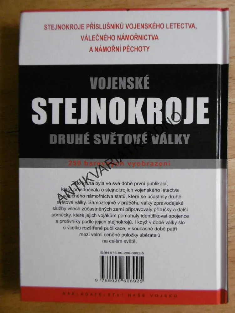 VOJENSKÉ STEJNOKROJE DRUHÉ SVĚTOVÉ VÁLKY, A.MOLLO, MCGREGOR, **an