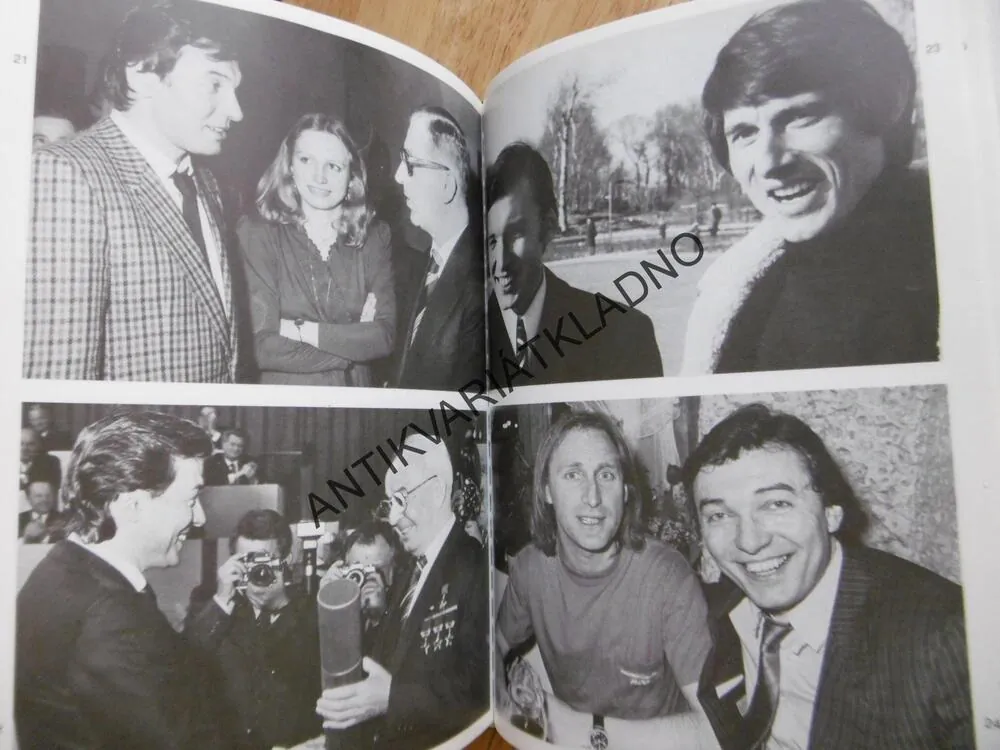 JAK TO VIDÍ GOTT, ROZHOVOR NA LODI, SARVAŠ, KAREL GOTT, **an