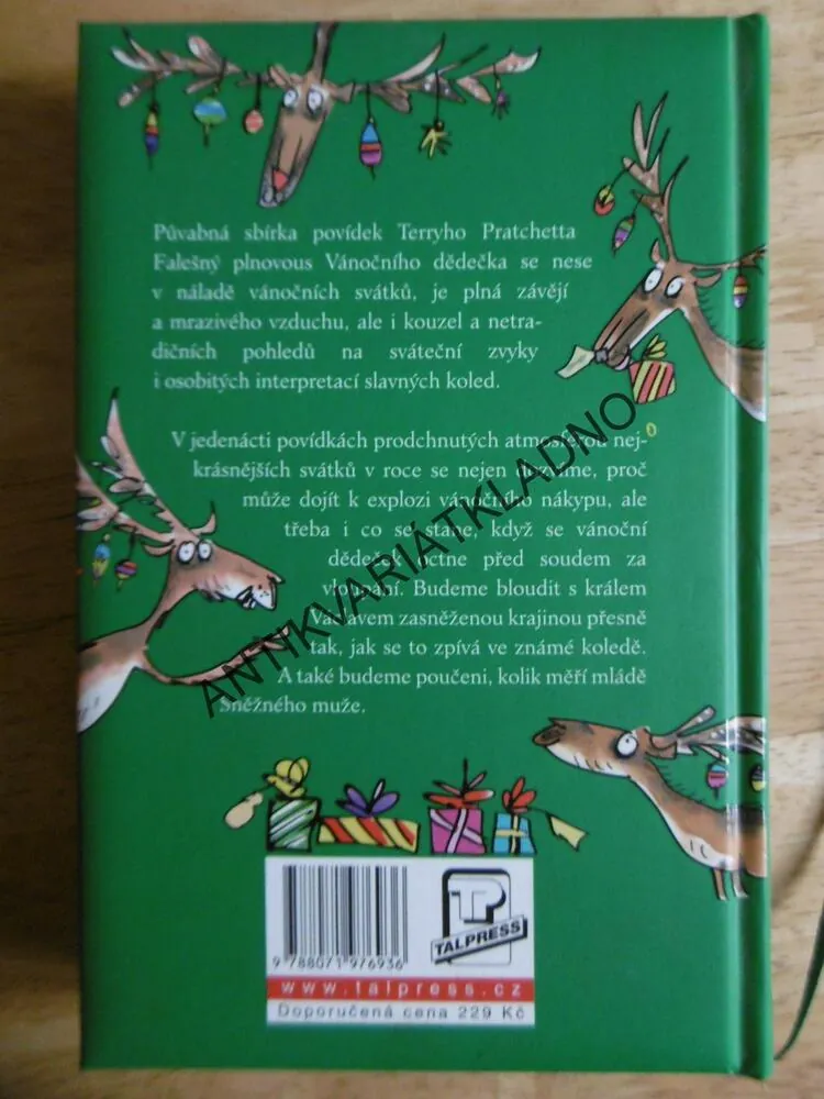 FALEŠNÝ PLNOVOUS VÁNOČNÍHO DĚDEČKA, FANTASTICKY ZÁBAVNÝ TERRY PRATCHETT