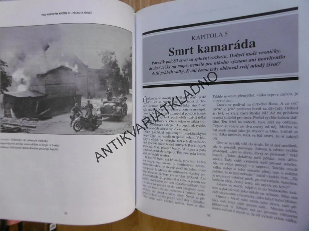 PĚCHOTA ÚTOČÍ, POD HÁKOVÝM KŘÍŽEM II., FRANTIŠEK WEBER, VÁLEČNÉ EPIZODY, **an