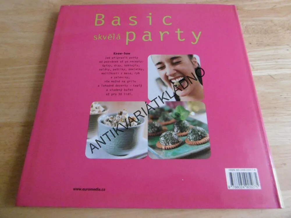 BASIC SKVĚLÁ PARTY, CORNELIA SCHINHARLOVÁ, **an
