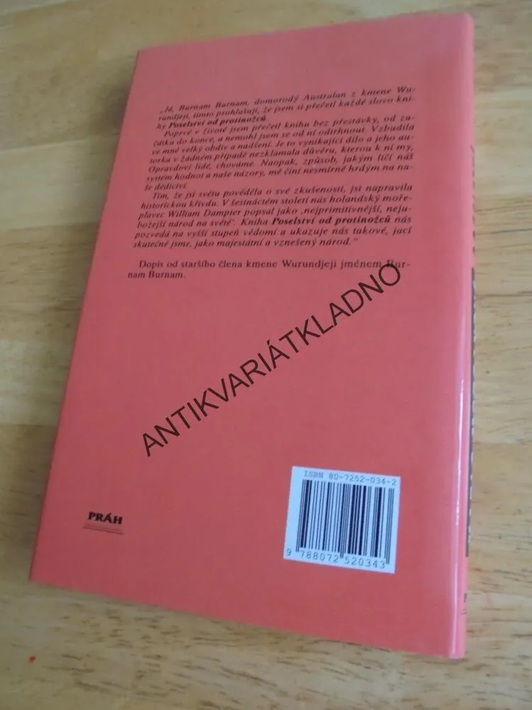 POSELSTVÍ OD PROTINOŽCŮ, MARLO MORGANOVÁ, **an