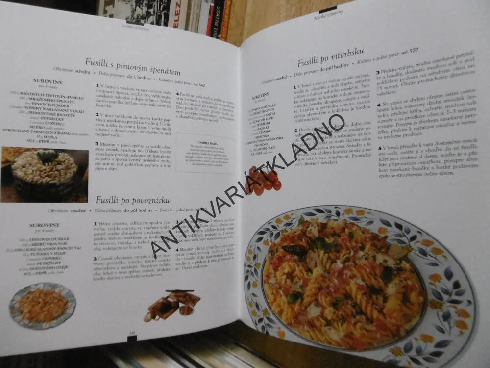 VELKÁ KNIHA TĚSTOVIN, 450 RECEPTŮ PRO KAŽDOU PŘÍLEŽITOST, **an