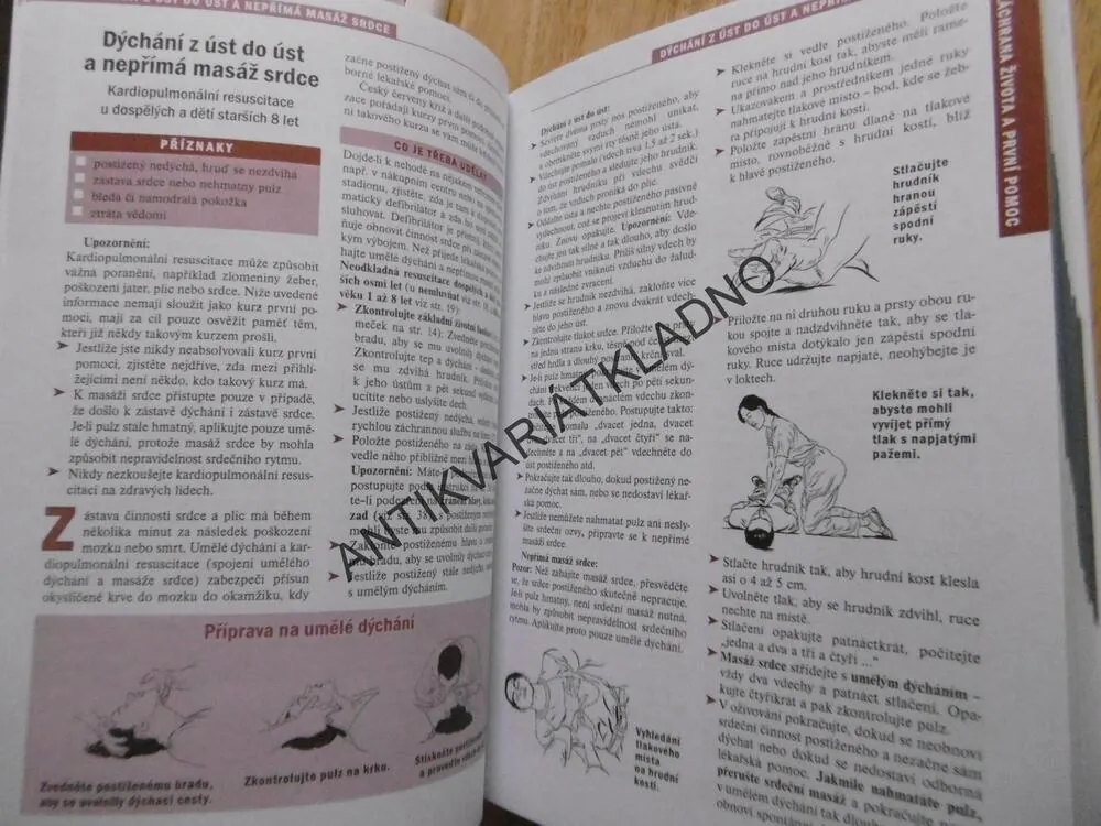 RODINNÝ DOMÁCÍ LÉKAŘ, RADY NA VÍCE NEŽ 300 ZDRAVOTNÍCH PROBLÉMŮ, **an