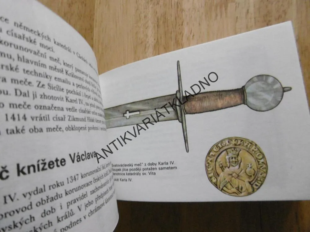 OKO 55 - ZBRANĚ, ŠERM A MEČÍŘI, LETOŠNÍKOVÁ, HERČÍK,. **an