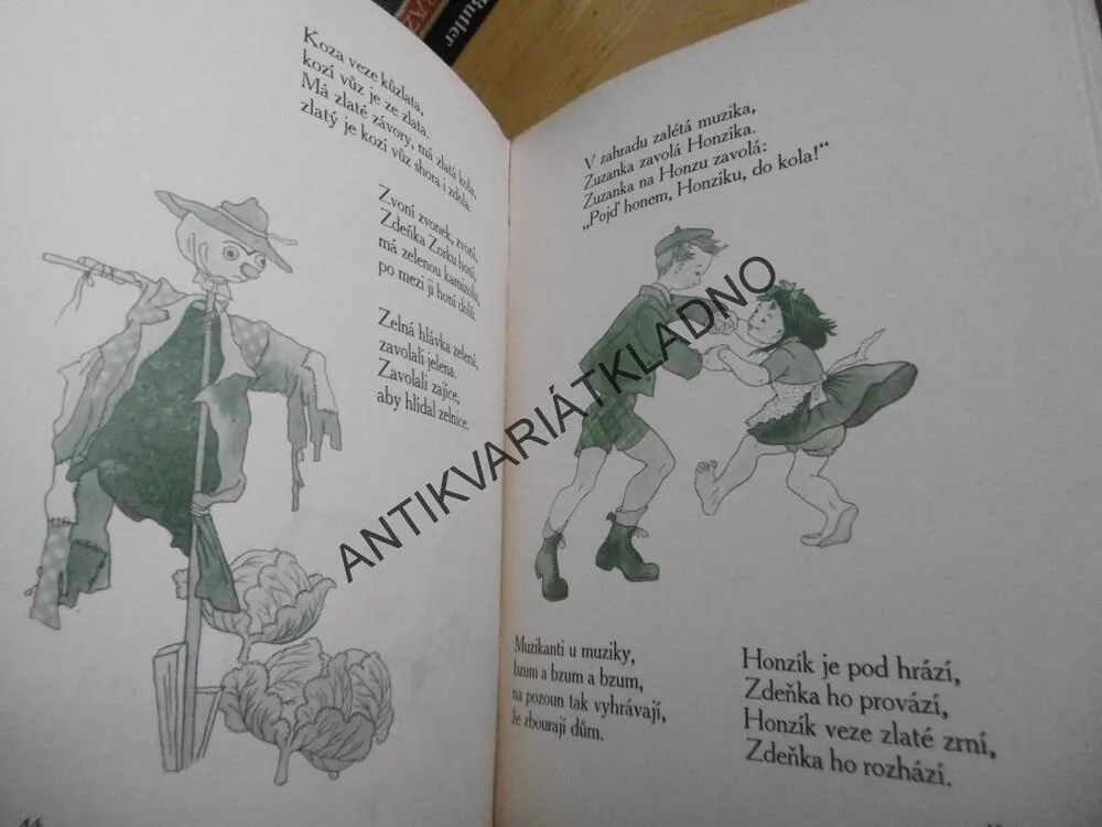 OBLÁZKY, MARIE ŠTULÍKOVÁ, 1947, HANA MAYEROVÁ, **an
