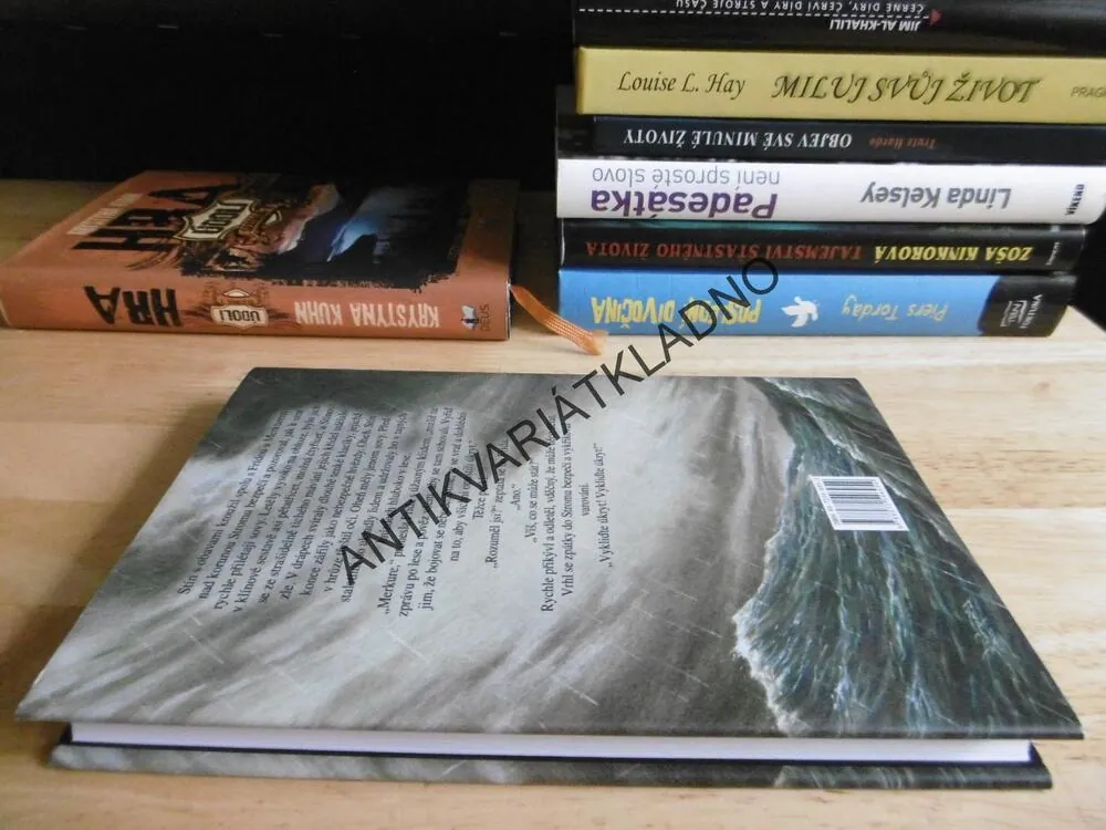 STŘÍBROKŘÍDLÝ, KENNETH OPPEL, **an