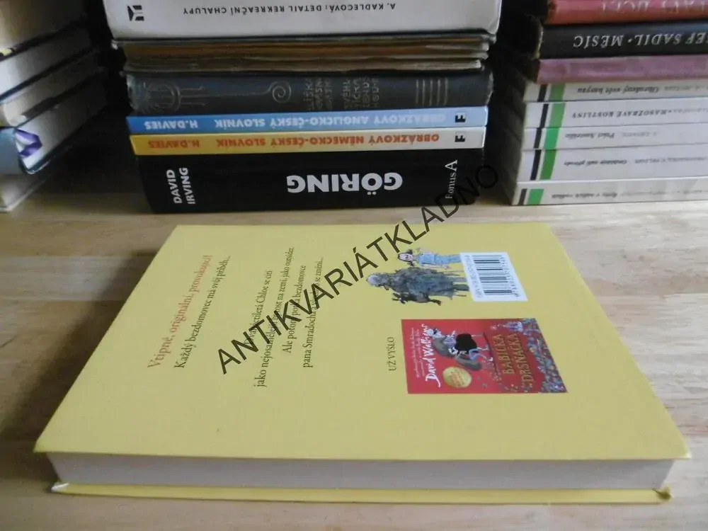 PAN SMRAĎOCH, DAVID WALLIAMS, **an
