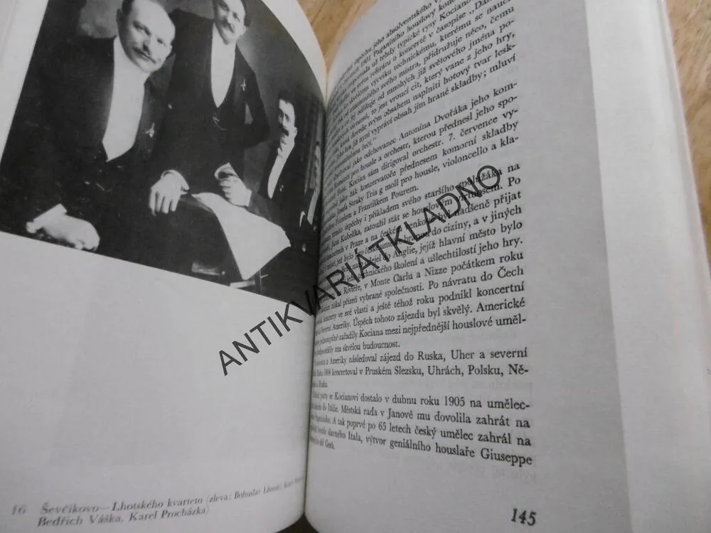 ČEŠTÍ HOUSLISTÉ TŘÍ STOLETÍ, FRANTIŠEK ŽÍDEK, 1982