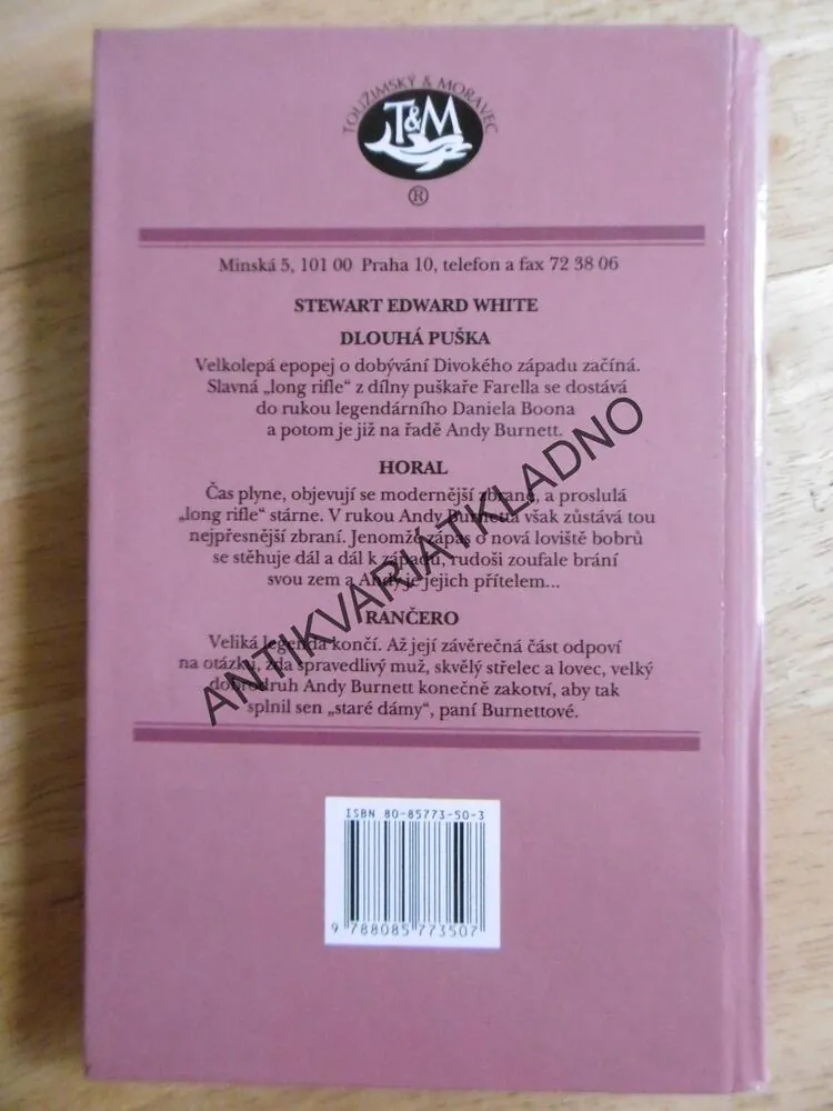 HORAL, STEWART EDWEARD WHITE, S PUŠKOU A LASEM, **an