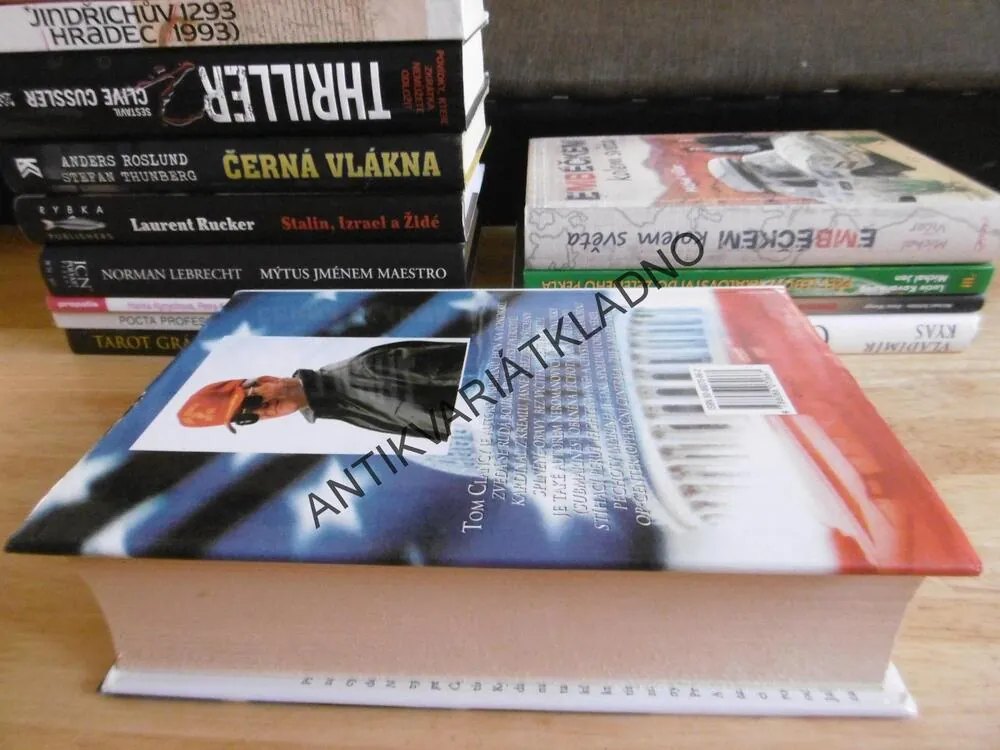 Z ROZKAZU PREZIDENTA, TOM CLANCY, **an