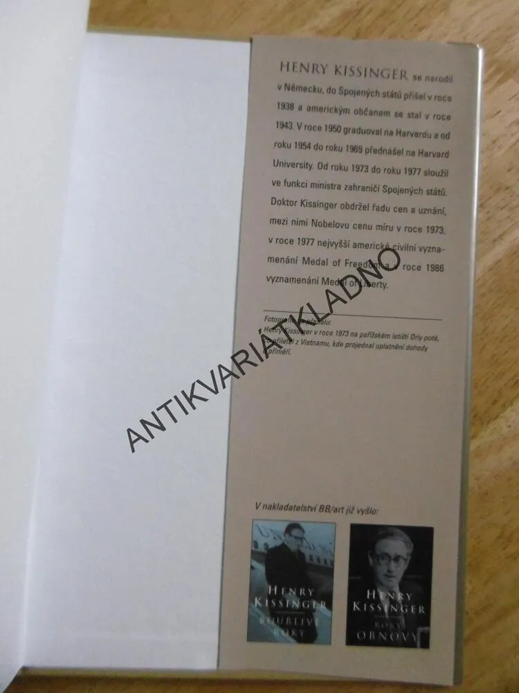ROKY V BÍLÉM DOMĚ, HENRY KISSINGER, **an