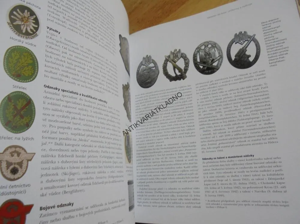 HITLEROVA ARMÁDA 1939-1945, VOJÁCI,VÝZBROJ, ORGANIZACE, HITLER, VÁLKA,NĚMECKO, **an
