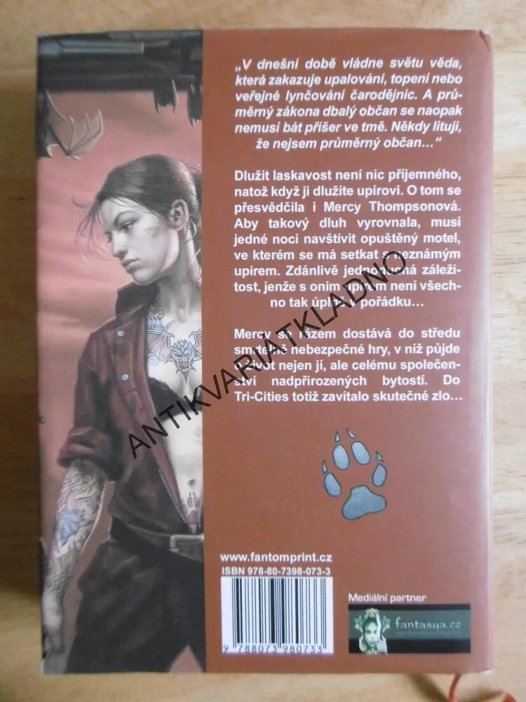 KREVNÍ POUTO, PATRICIA BRIGGS, **an