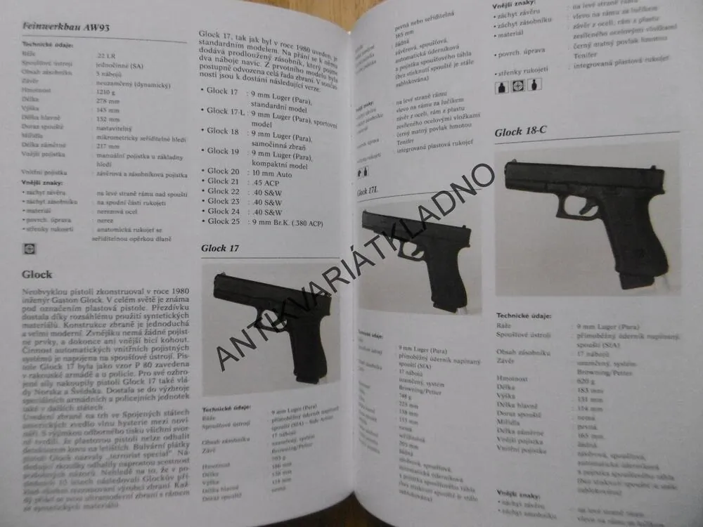 ENCYKLOPEDIE PISTOLÍ A REVOLVERŮ, A.E. HARTINK, ZBRANĚ, **an