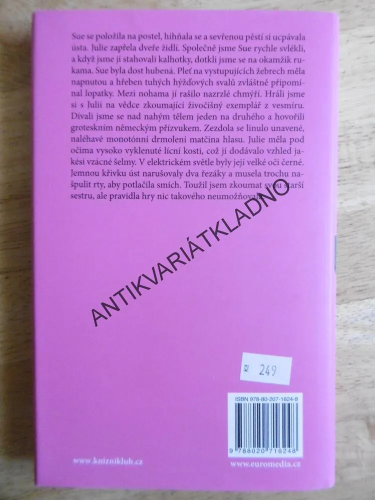 BETONOVÁ ZAHRADA, IAN MCEWAN, **an